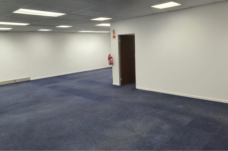 To Let commercial Property for Rent in Newton Park Eastern Cape
